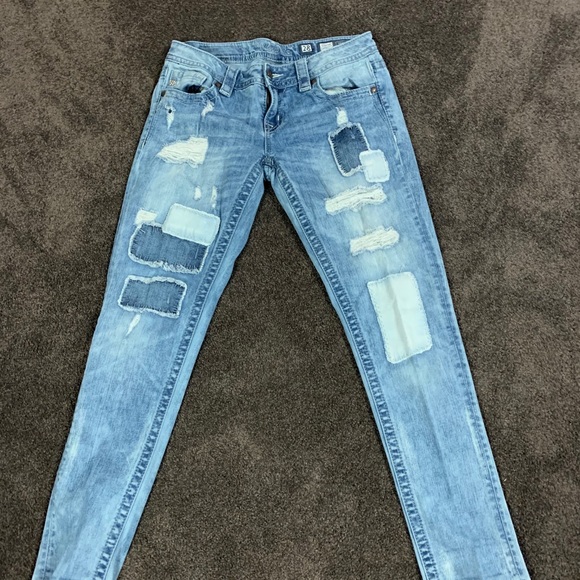 Jeans - Picture 4 of 5